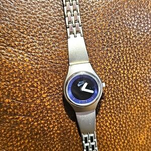 NIKE Glow In The Dark Silver Watch